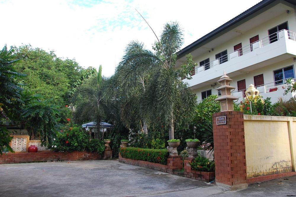 Sirikarn Residence & Luxury Apartments Pattaya Εξωτερικό φωτογραφία